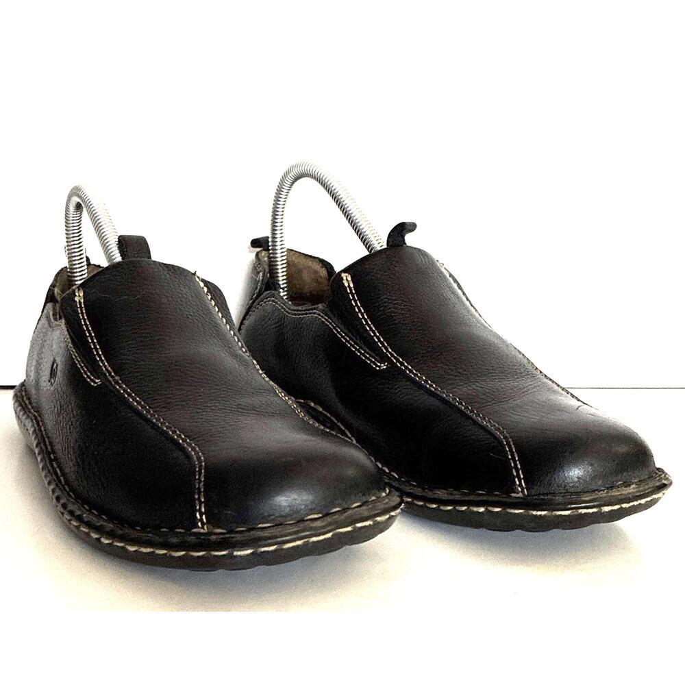 Born Black Leather Sz 8 Slip on Loafer Wide toe Box Shock Absorbing footbed